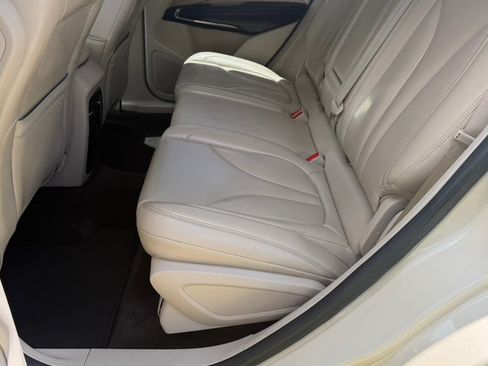 Used 2018 Lincoln MKC Premiere FWD image 26