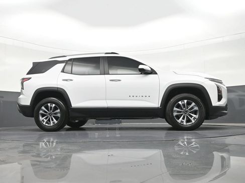 Used 2025 Chevrolet Equinox LT w/ Safety and Technology Package FWD image 32