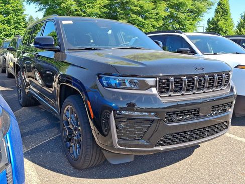 New 2026 Jeep Grand Cherokee L Summit AWD/4WD image 3