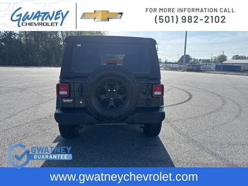 Used 2021 Jeep Wrangler Unlimited Sport AWD/4WD image 6
