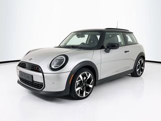 Used 2025 MINI Cooper S FWD video 1
