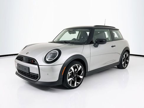 Used 2025 MINI Cooper S FWD image 1