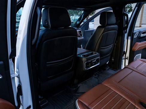 Used 2025 GMC Sierra 1500 Denali Ultimate image 33