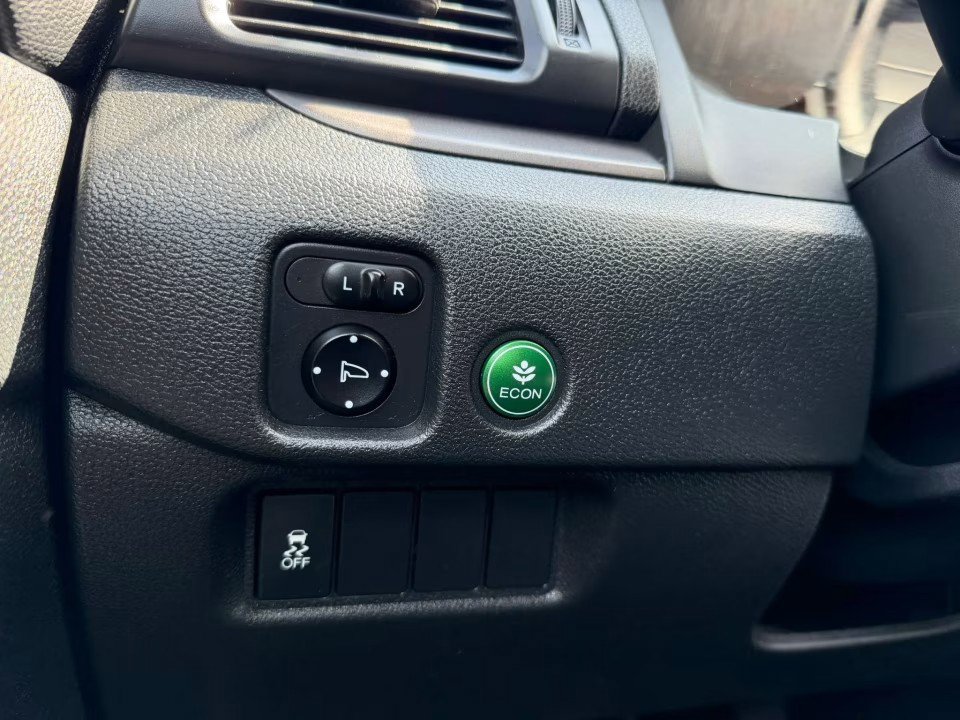 Used 2018 Honda Pilot EX-L image 22