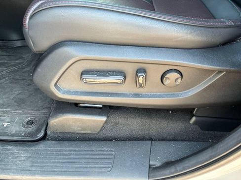 Used 2026 Honda Pilot Black Edition image 6