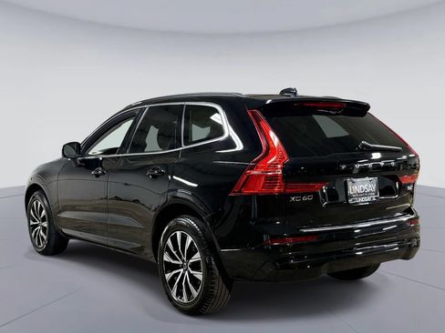 Used 2023 Volvo XC60 B5 Core AWD/4WD image 12