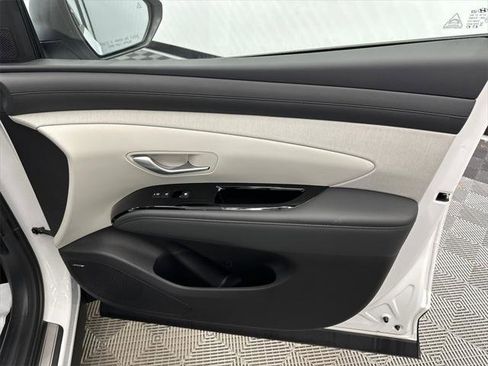 New 2026 Hyundai Tucson Limited image 16