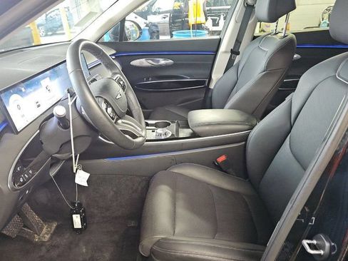 Used 2026 Genesis GV70 2.5T AWD/4WD image 2
