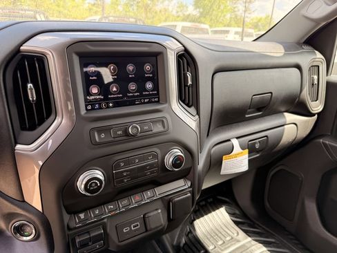 New 2025 GMC Sierra 2500 Pro w/ 1SA Pro Safety Plus Package AWD/4WD image 16