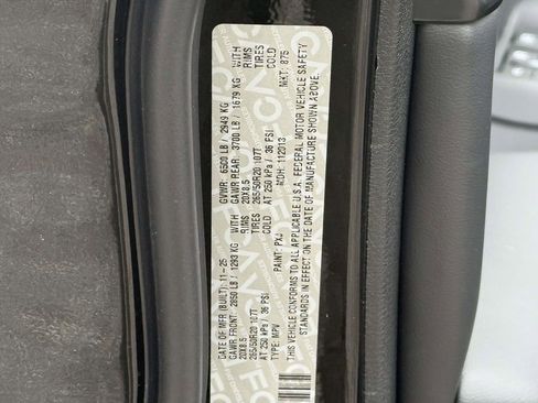 New 2025 Jeep Grand Cherokee L Altitude image 30