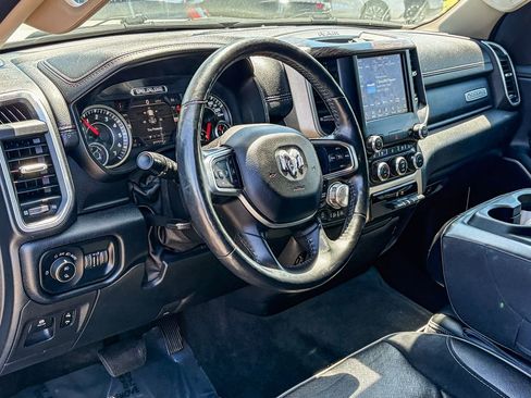 Used 2020 RAM 1500 Laramie w/ Off Road Group AWD/4WD image 8