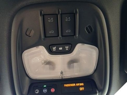 Used 2026 Chevrolet Colorado ZR2 w/ Technology Package image 26