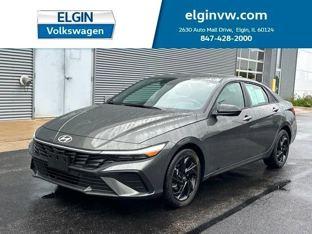 Used 2026 Hyundai Elantra Sport FWD image 1