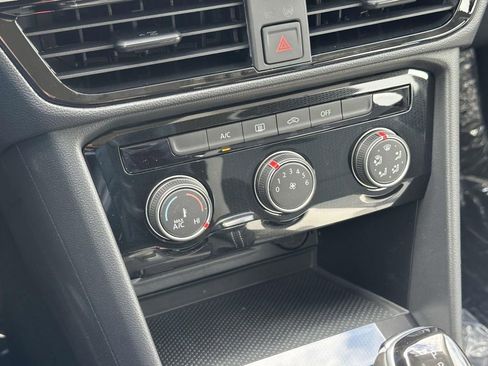 New 2026 Volkswagen Taos S FWD image 19