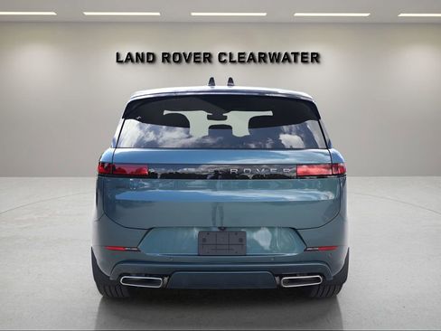New 2026 Land Rover Range Rover Sport Dynamic SE image 4