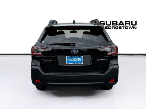 Used 2025 Subaru Outback Premium AWD/4WD image 7