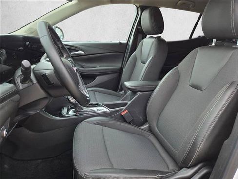 Used 2025 Buick Encore GX Preferred FWD image 15