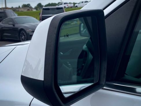 Used 2019 GMC Acadia SLT w/ LPO, Floor Liner Package FWD image 31