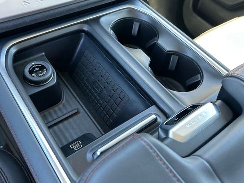 Used 2025 Ford Expedition Max Active image 35