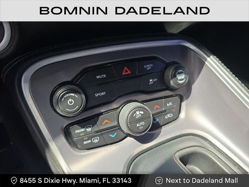Used 2020 Dodge Challenger SXT image 19