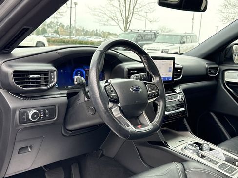 Used 2022 Ford Explorer ST w/ Equipment Group 401A image 10