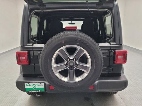 Used 2019 Jeep Wrangler Unlimited Sahara w/ Safety Group AWD/4WD image 29