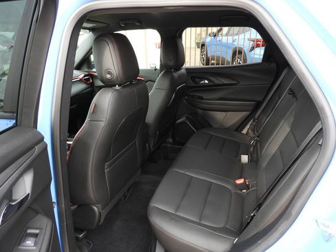Used 2024 Chevrolet TrailBlazer RS w/ Convenience Package AWD/4WD image 21