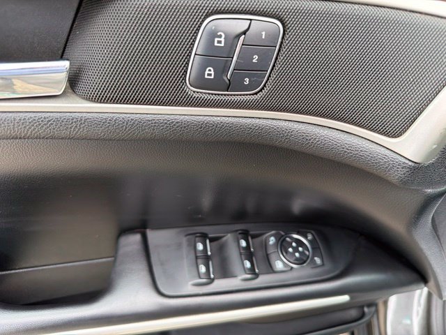 Used 2016 Lincoln MKZ w/ Equipment Group 200A Select FWD image 12