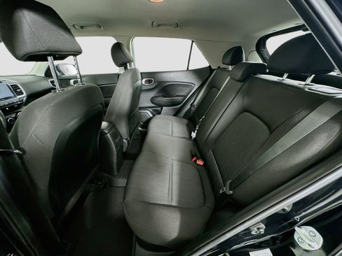 Used 2023 Hyundai Venue SE w/ Cargo Package FWD image 25
