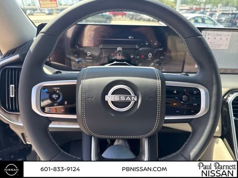 New 2025 Nissan Armada Platinum Reserve image 17