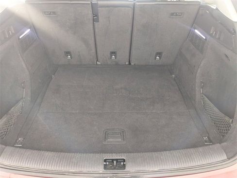 Used 2018 Audi Q5 2.0T Premium Plus w/ Premium Plus Package image 30