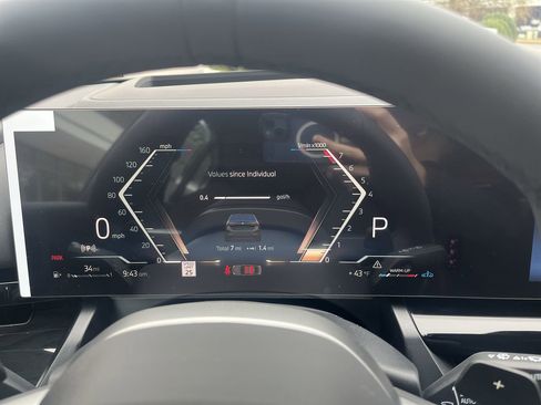 Used 2026 BMW 530i w/ M Sport Package image 23