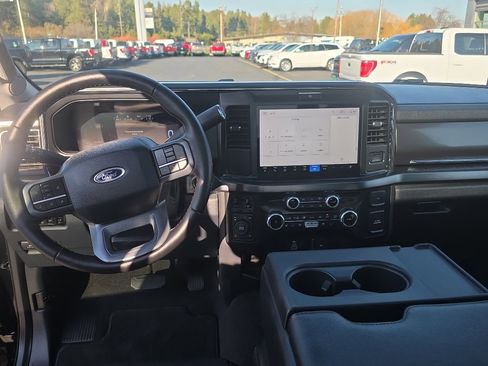 Certified 2025 Ford F350 Lariat w/ Camper Package AWD/4WD image 14