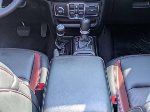 Used 2023 Jeep Wrangler Unlimited Sport w/ Sun And Sound Package AWD/4WD image 19