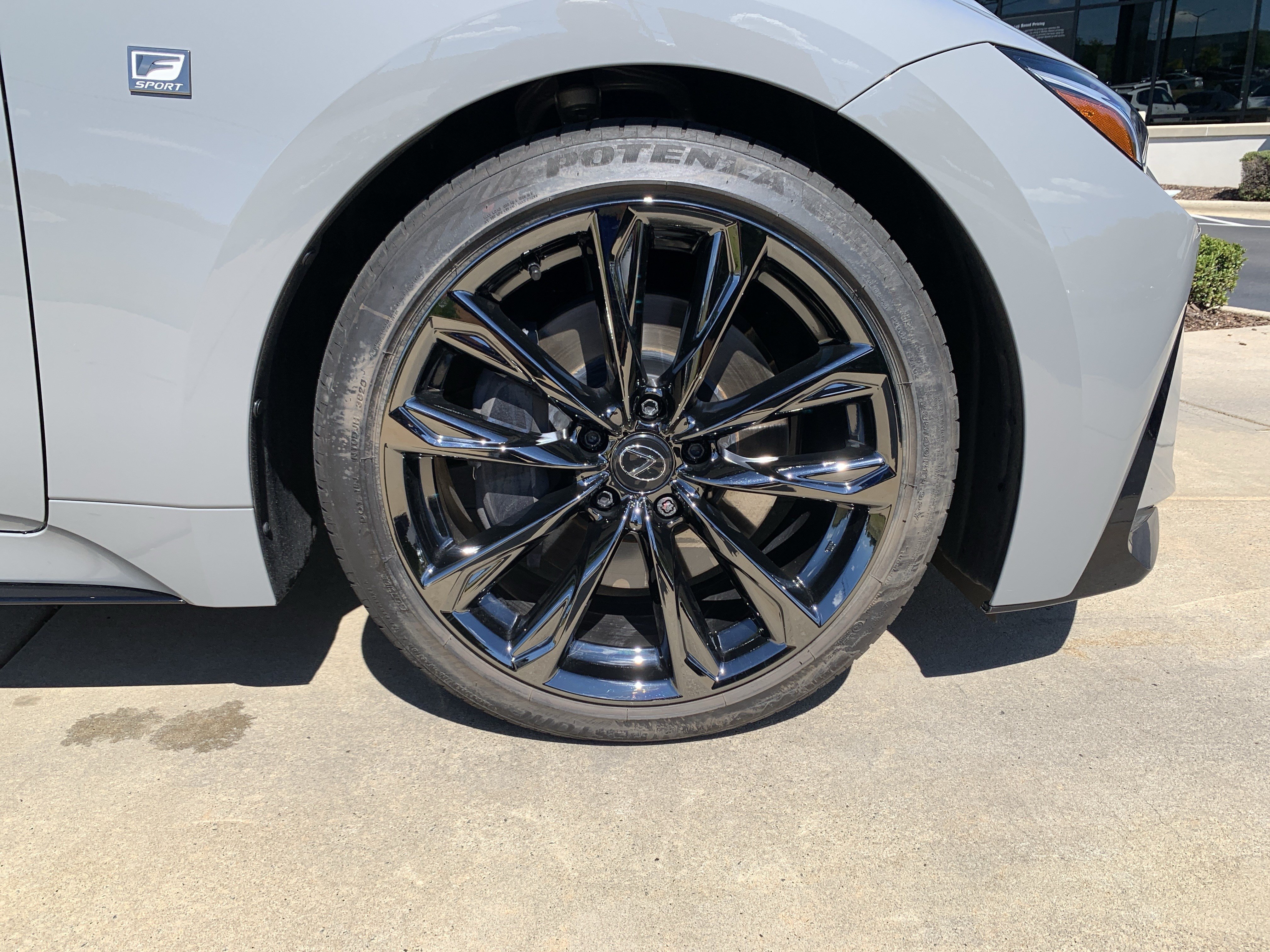 Used 2025 Lexus IS 350 F Sport RWD image 13