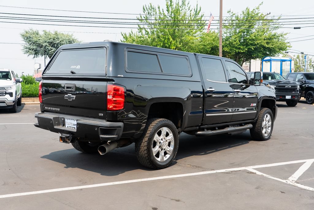 Used 2019 Chevrolet Silverado 2500 LTZ w/ Duramax Plus Package AWD/4WD image 4