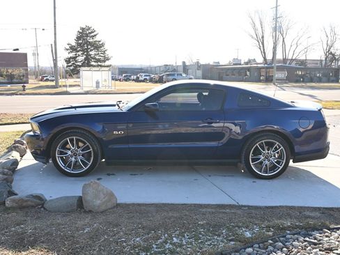 Used 2012 Ford Mustang GT Premium w/ Brembo Brake Pkg image 8