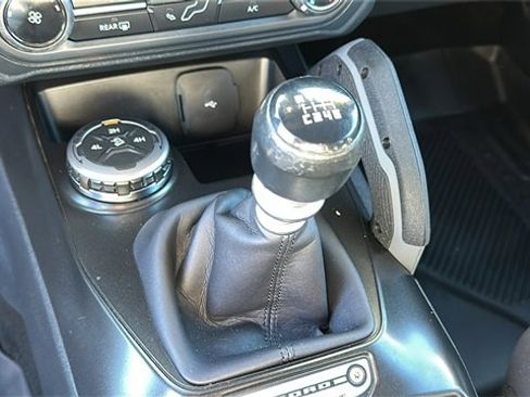 Used 2022 Ford Bronco Big Bend image 17