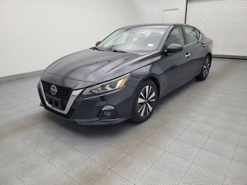 Used 2019 Nissan Altima 2.5 SL image 2