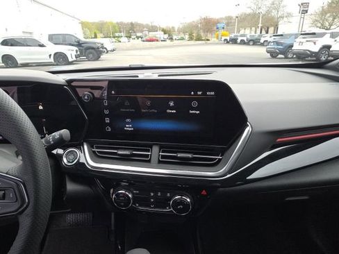 New 2026 Chevrolet Trax RS w/ Driver Confidence Package image 21