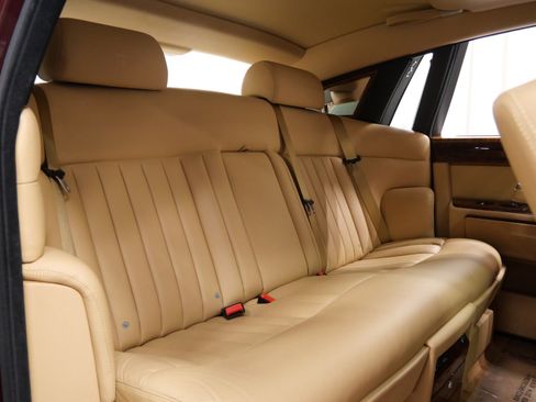 Used 2010 Rolls-Royce Phantom Sedan image 33