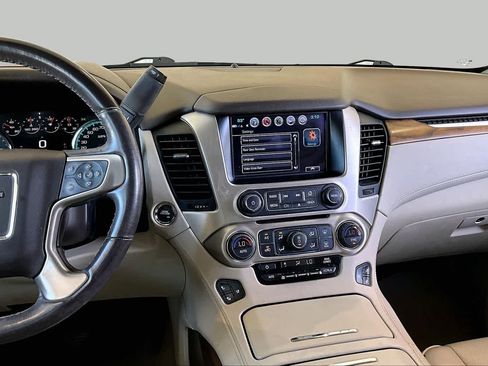 Used 2020 GMC Yukon XL Denali w/ Open Road Package AWD/4WD image 7