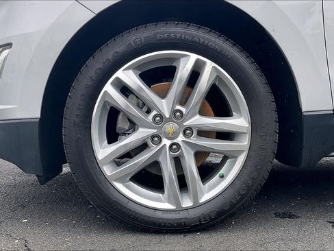 Used 2019 Chevrolet Equinox Premier FWD image 11