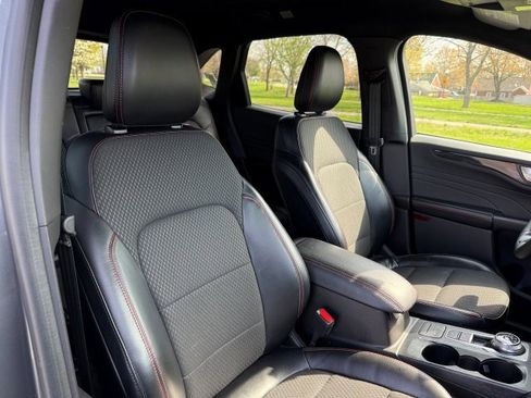 Used 2023 Ford Escape ST-Line image 26