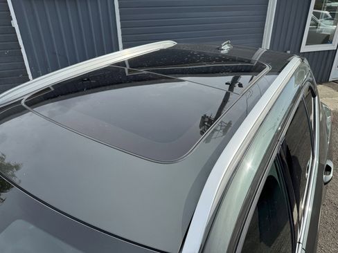 Used 2019 Volvo XC40 T5 Inscription AWD/4WD image 37