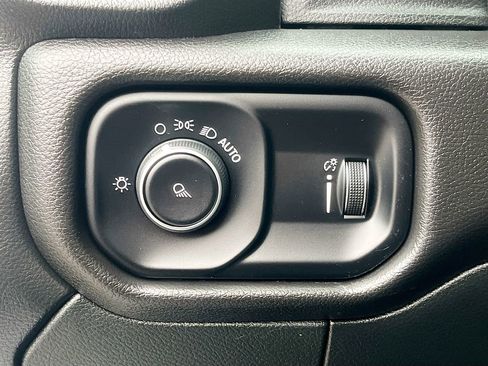 Used 2024 RAM 2500 Tradesman AWD/4WD image 10