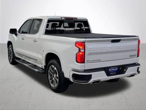 Used 2025 Chevrolet Silverado 1500 High Country w/ Z71 Off-Road Package AWD/4WD image 12