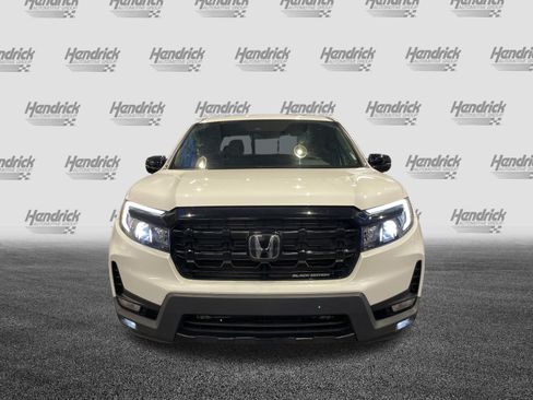 Used 2025 Honda Ridgeline Black Edition image 3