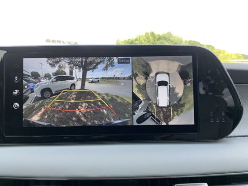 Used 2025 Hyundai Palisade SEL FWD image 25