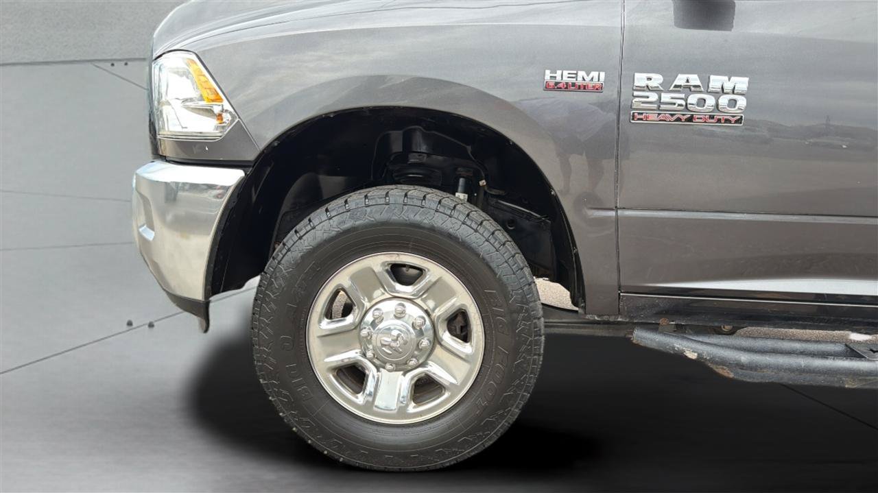 Used 2017 RAM 2500 Tradesman w/ Chrome Appearance Group AWD/4WD image 31